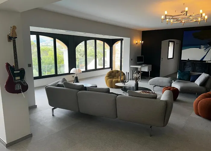 Familiale Avec Vue Imprenable וילה Saint-Raphaël